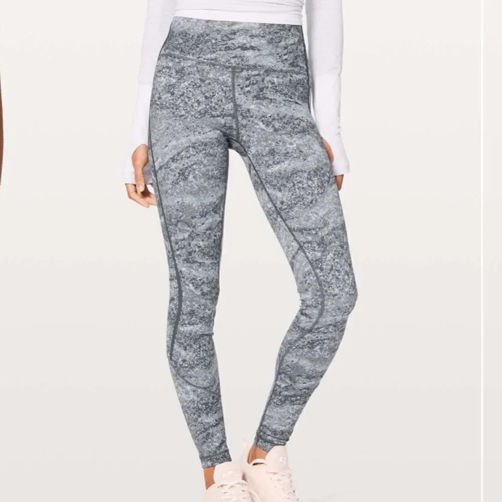 Lululemon Stop Drop & Squat Tight 28